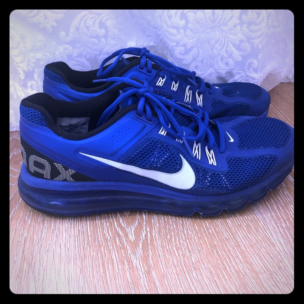 Men’s Nike Airmax Sneakers